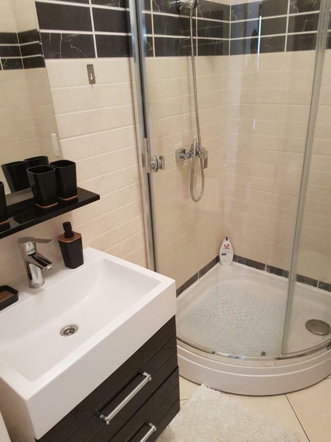 Apartment Novalja 4+2 المظهر الخارجي الصورة